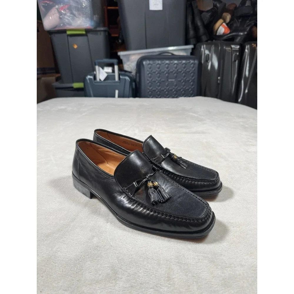 Bally Switzerland Moc Tassel Loafers Size 10 D Black Leather MINT